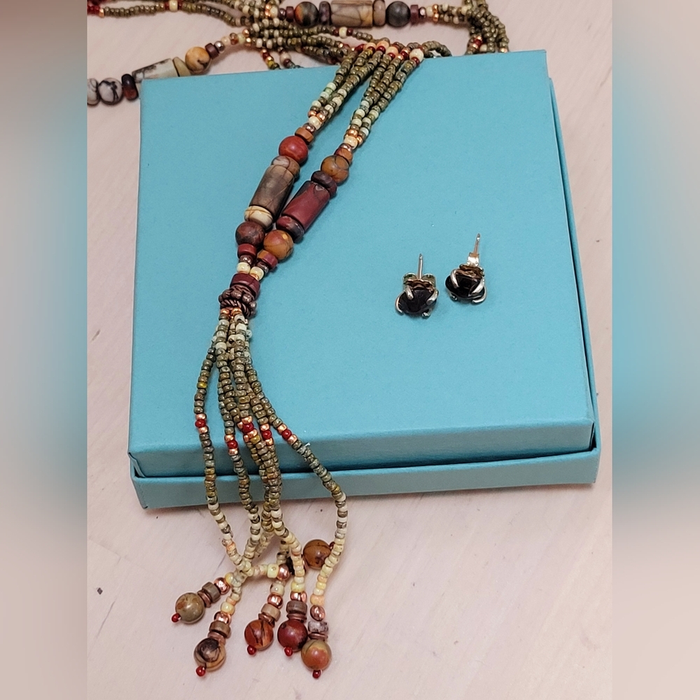 Genuine jasper and copper necklace